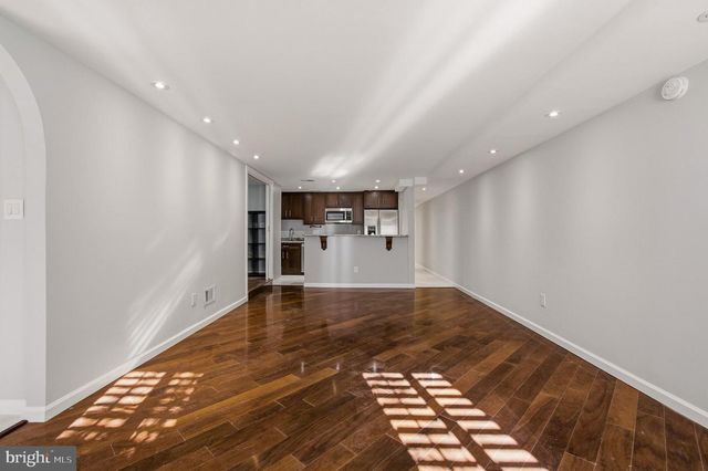 2117 S ST NW, Washington, DC 20008