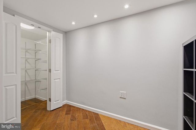 2117 S ST NW, Washington, DC 20008
