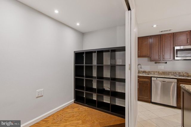 2117 S ST NW, Washington, DC 20008