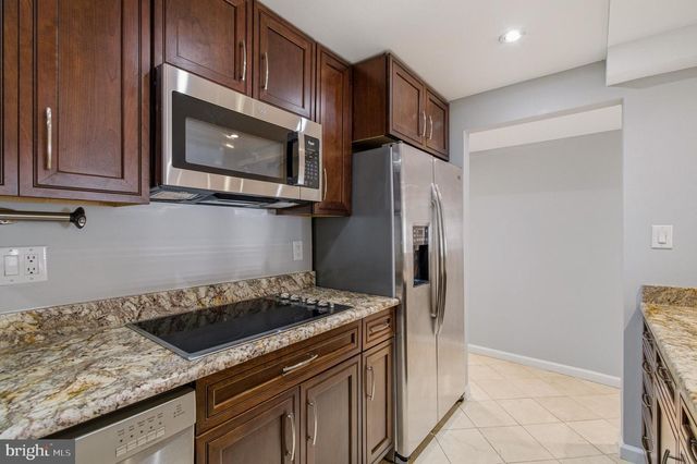 2117 S ST NW, Washington, DC 20008