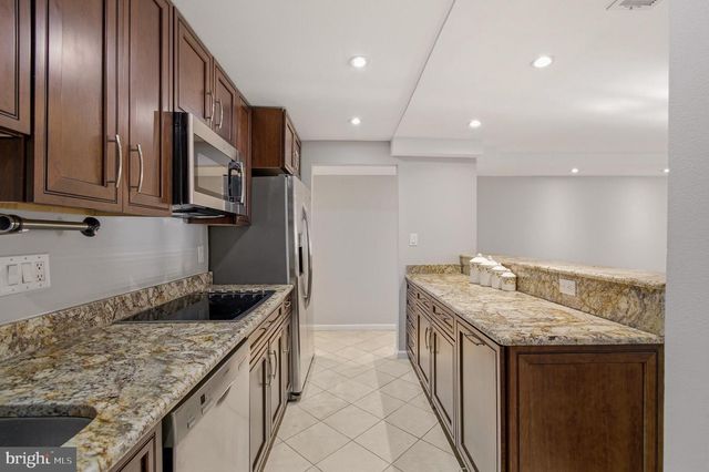 2117 S ST NW, Washington, DC 20008