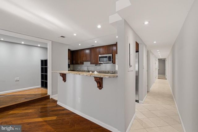 2117 S ST NW, Washington, DC 20008
