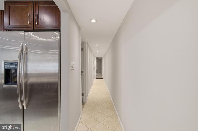 2117 S ST NW, Washington, DC 20008