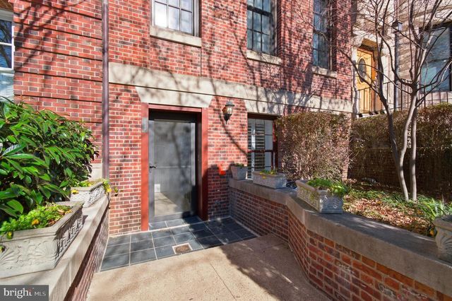 2117 S ST NW, Washington, DC 20008