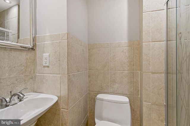 2117 S ST NW, Washington, DC 20008