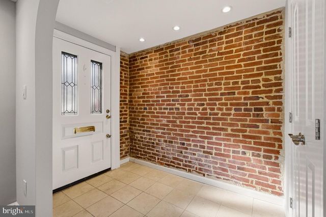 2117 S ST NW, Washington, DC 20008