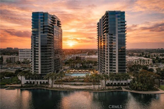 9 MacArthur Place 403, Santa Ana, CA 92707