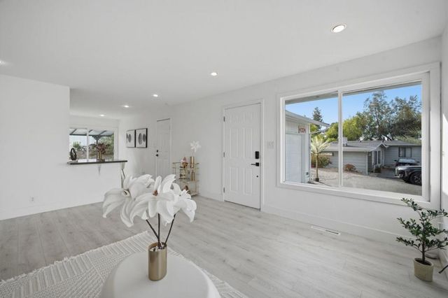 4334 Cowell Road, Concord, CA 94518