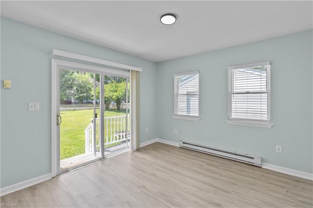 152 Mann DR, Chesapeake, VA 23322