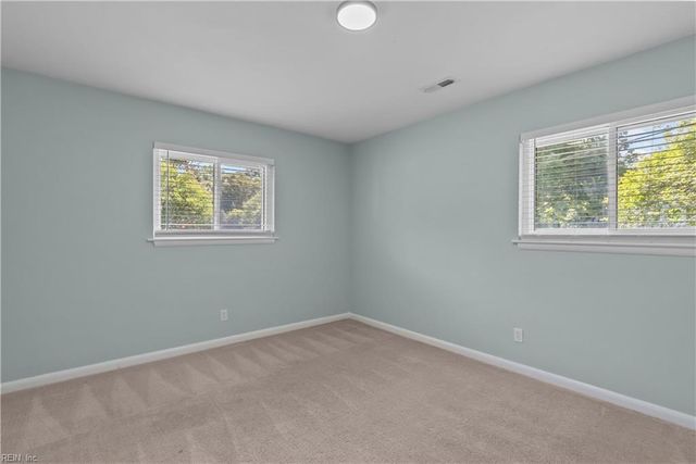 152 Mann DR, Chesapeake, VA 23322