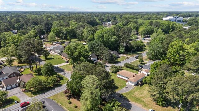 152 Mann DR, Chesapeake, VA 23322