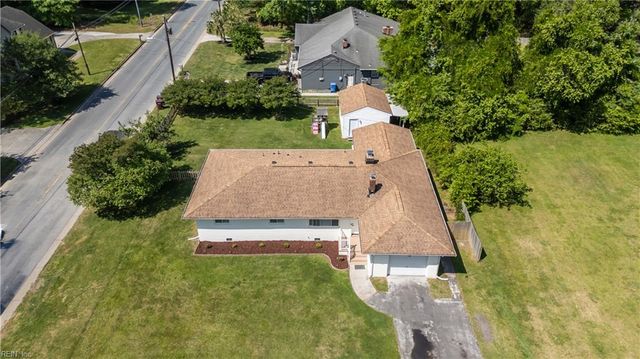 152 Mann DR, Chesapeake, VA 23322