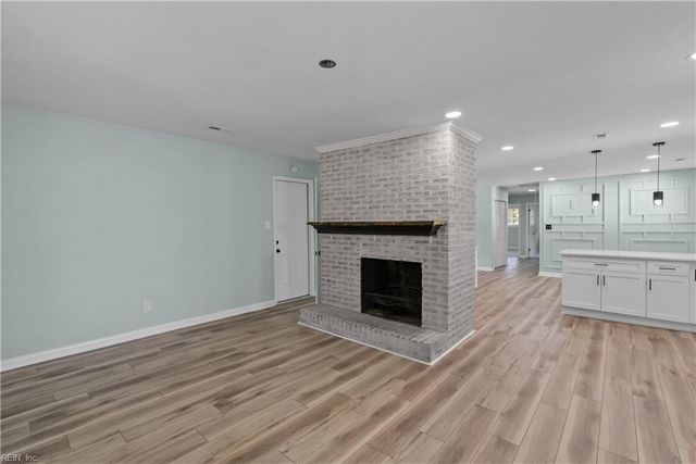 152 Mann DR, Chesapeake, VA 23322