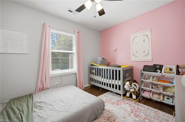 7 Ambrose LN, Hampton, VA 23663