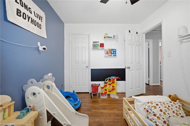 7 Ambrose LN, Hampton, VA 23663