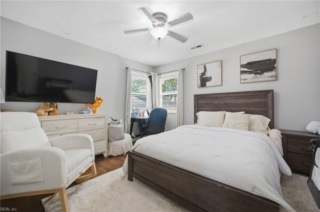 7 Ambrose LN, Hampton, VA 23663