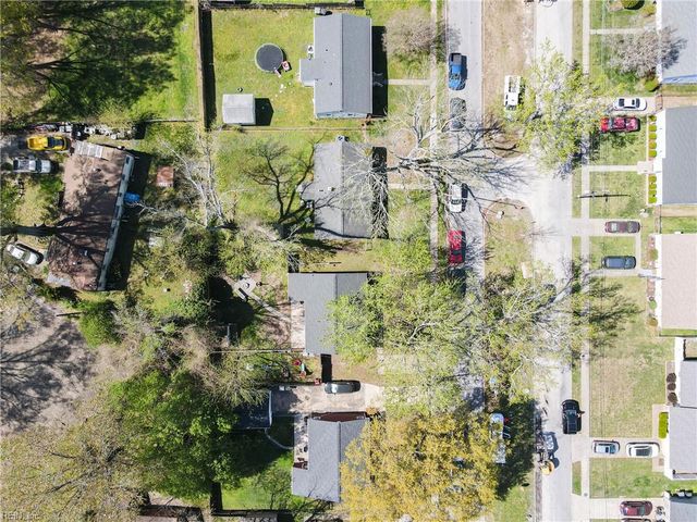 7 Ambrose LN, Hampton, VA 23663