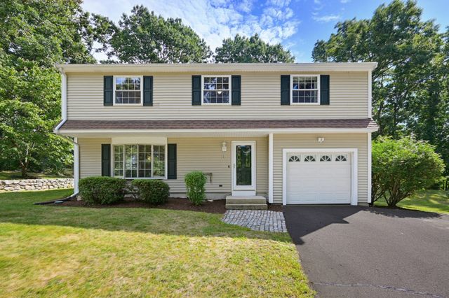 21 Stagecoach Dr, Ashland, MA 01721