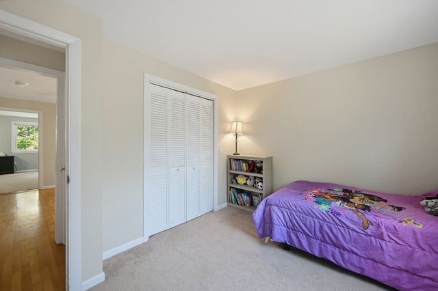 21 Stagecoach Dr, Ashland, MA 01721