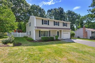 21 Stagecoach Dr, Ashland, MA 01721