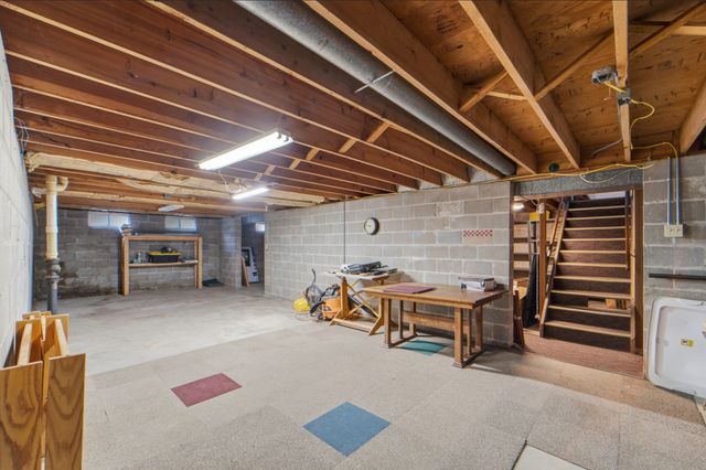 1105 SE Cortina Drive, Ankeny, IA 50021