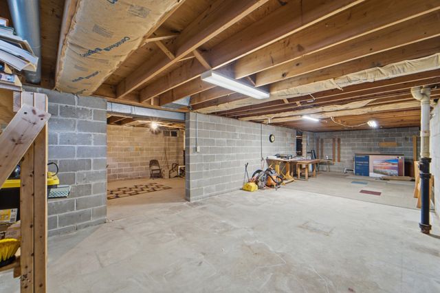 1105 SE Cortina Drive, Ankeny, IA 50021