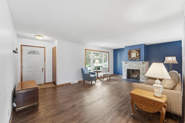 1105 SE Cortina Drive, Ankeny, IA 50021