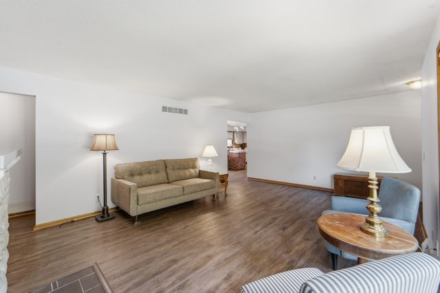 1105 SE Cortina Drive, Ankeny, IA 50021