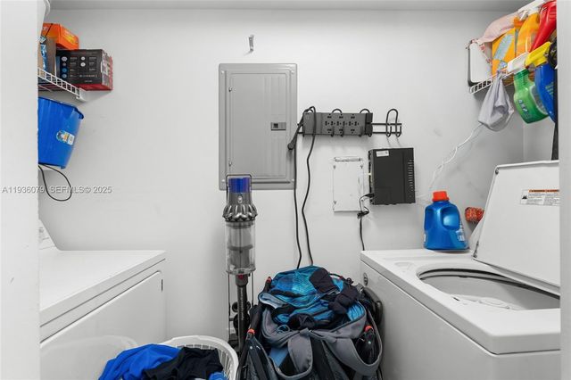 19501 W Country Club Dr 2415, Aventura, FL 33180