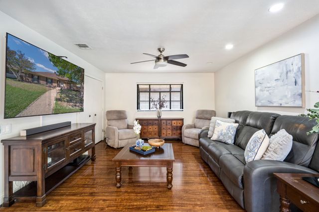 3721 Trilogy Drive, Plano, TX 75075