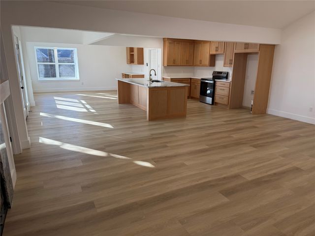 129 Oak Trail, Burleson, TX 76028