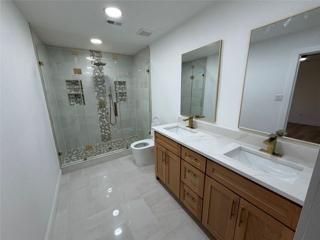 129 Oak Trail, Burleson, TX 76028