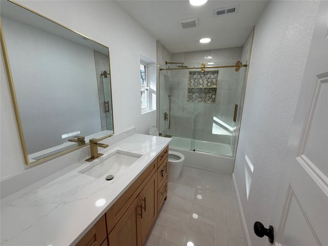 129 Oak Trail, Burleson, TX 76028