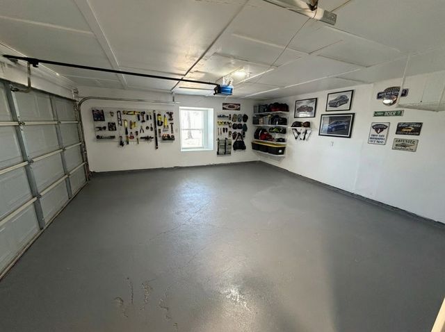 129 Oak Trail, Burleson, TX 76028