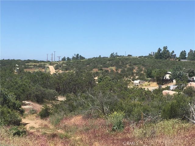7 Willow Creek Road, Hemet, CA 92544