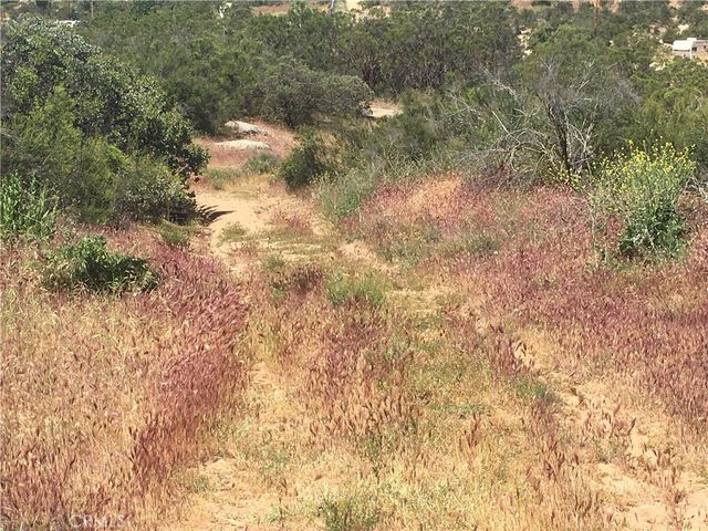 7 Willow Creek Road, Hemet, CA 92544