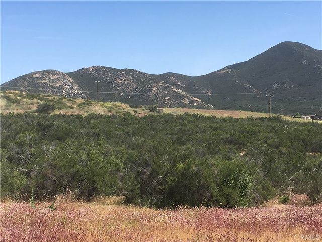 7 Willow Creek Road, Hemet, CA 92544