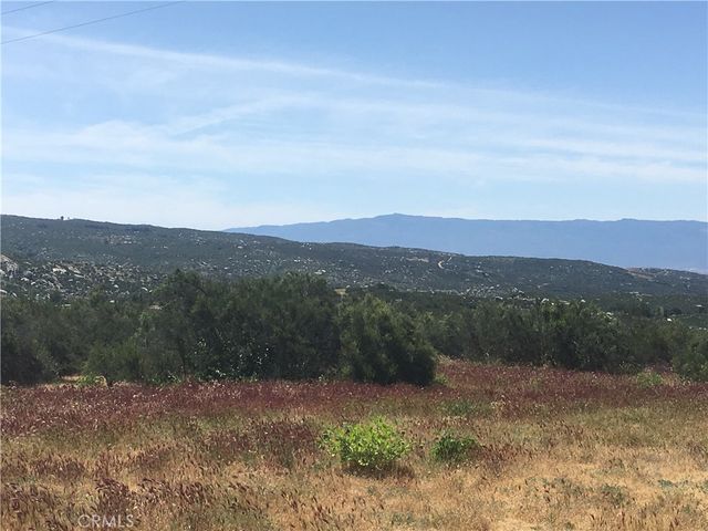 7 Willow Creek Road, Hemet, CA 92544