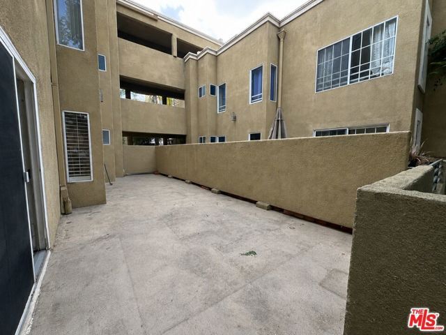 6140 Monterey Road 208, Los Angeles, CA 90042