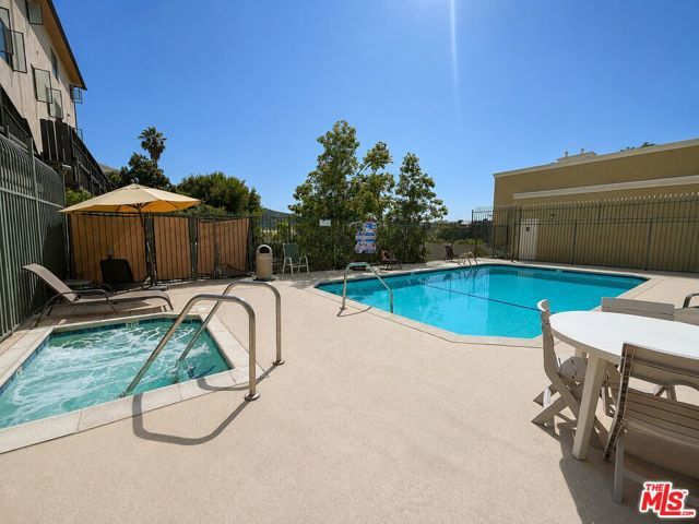 6140 Monterey Road 208, Los Angeles, CA 90042