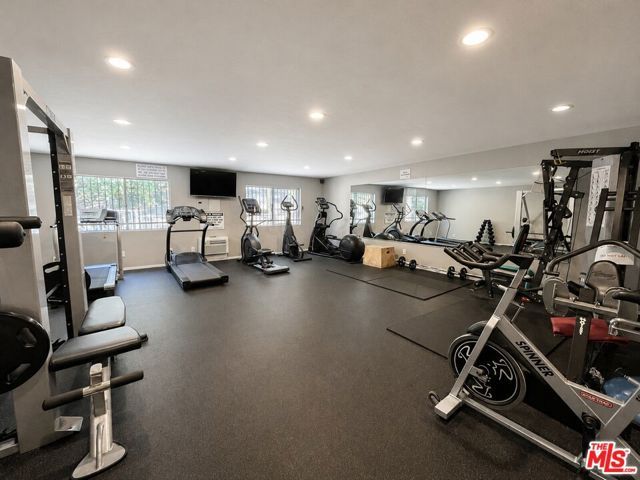 6140 Monterey Road 208, Los Angeles, CA 90042