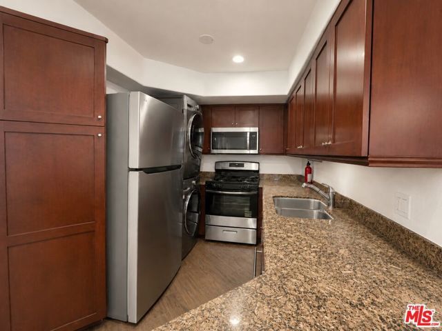 6140 Monterey Road 208, Los Angeles, CA 90042