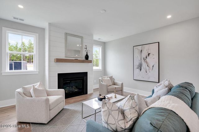 388 Longhill Drive, Wilmington, NC 28412