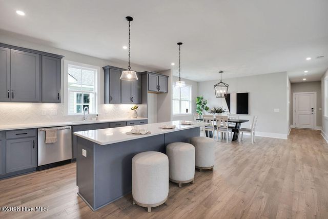 388 Longhill Drive, Wilmington, NC 28412