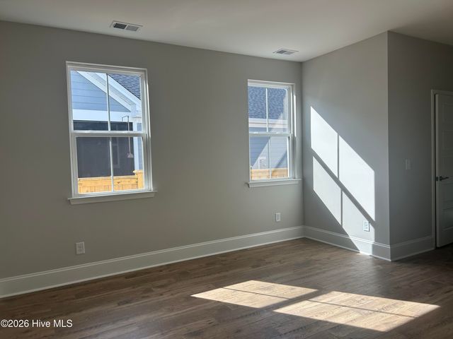 388 Longhill Drive, Wilmington, NC 28412