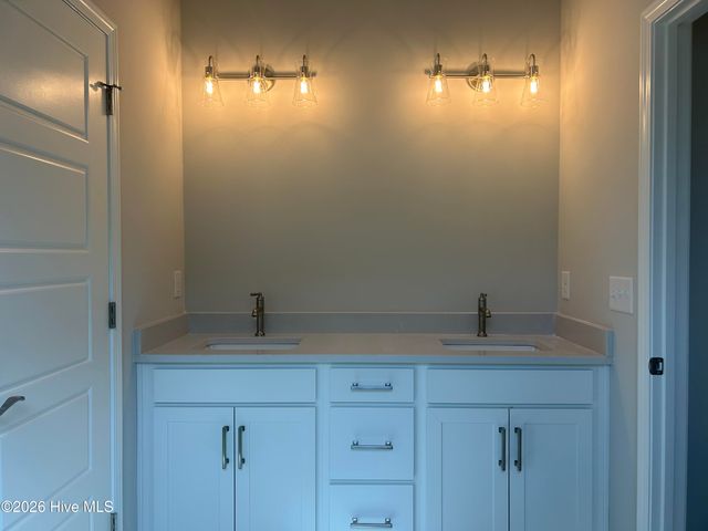 388 Longhill Drive, Wilmington, NC 28412