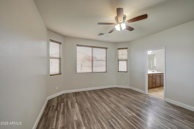 1711 W PAISLEY Drive, San Tan Valley, AZ 85144