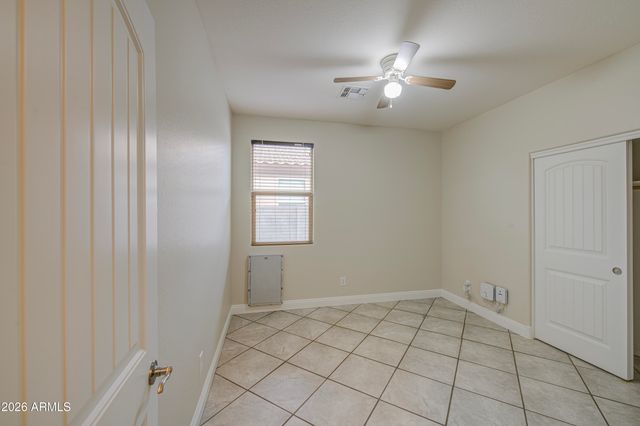 1711 W PAISLEY Drive, San Tan Valley, AZ 85144