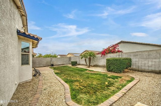 1711 W PAISLEY Drive, San Tan Valley, AZ 85144