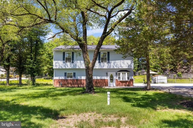 7820 RIDGE RD, Hanover, MD 21076